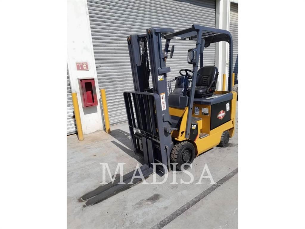 CAT LIFT TRUCKS E3500 Empilhadores - Outros