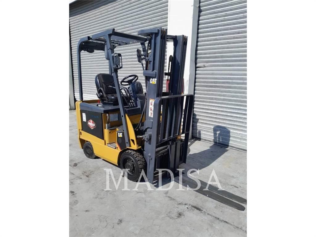 CAT LIFT TRUCKS E3500 Empilhadores - Outros
