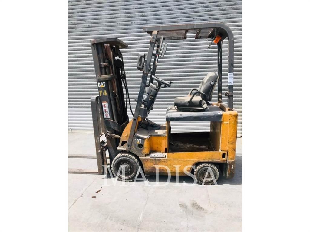CAT LIFT TRUCKS E3500-AC Empilhadores - Outros