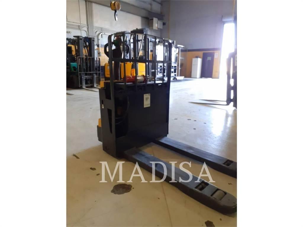 CAT LIFT TRUCKS EJE120E Empilhadores - Outros
