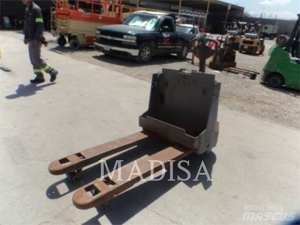 CAT LIFT TRUCKS EJE120E Empilhadores - Outros