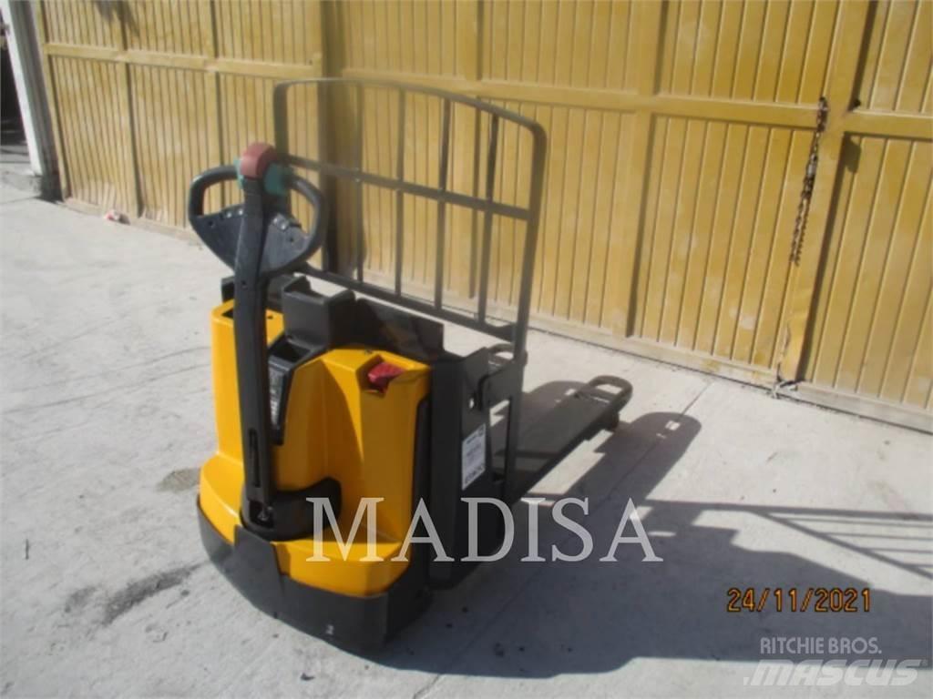 CAT LIFT TRUCKS EJE120E Empilhadores - Outros