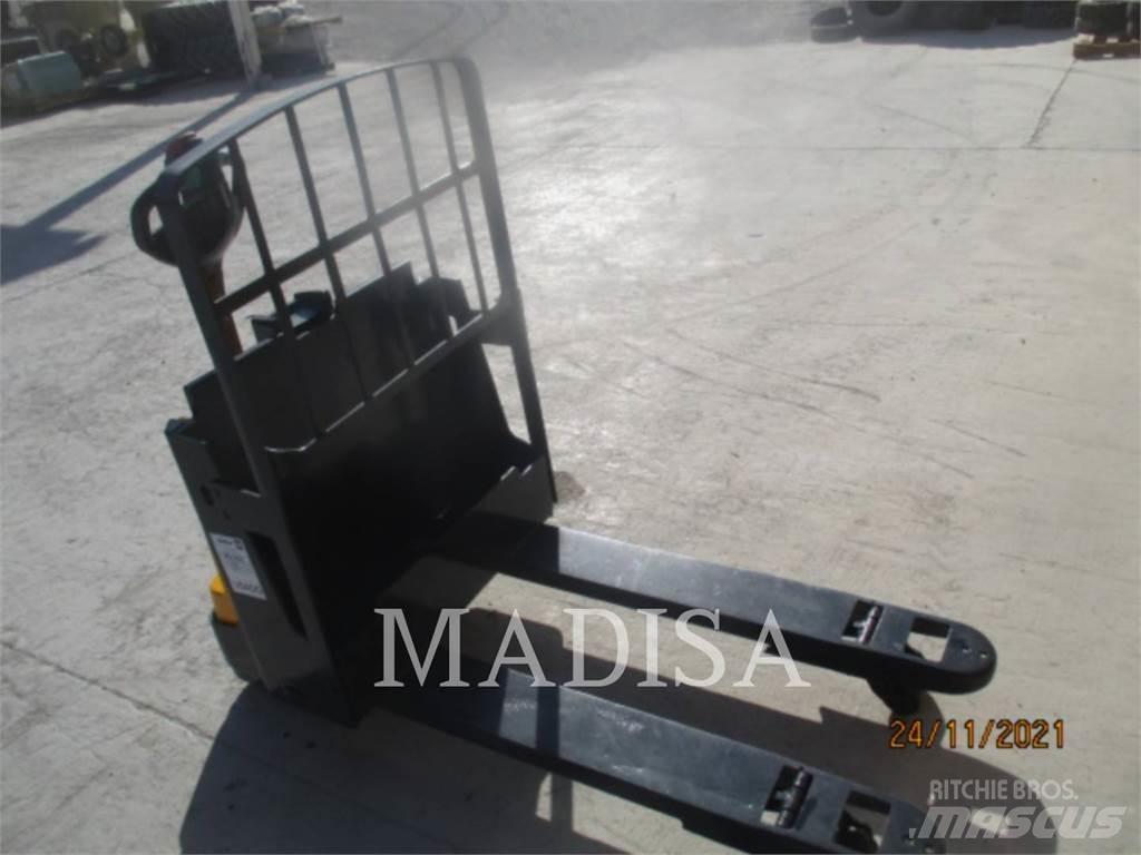 CAT LIFT TRUCKS EJE120E Empilhadores - Outros
