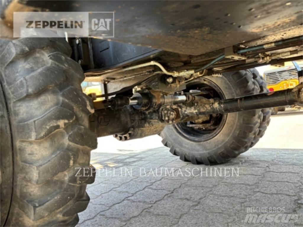 CAT M316F Escavadoras de rodas
