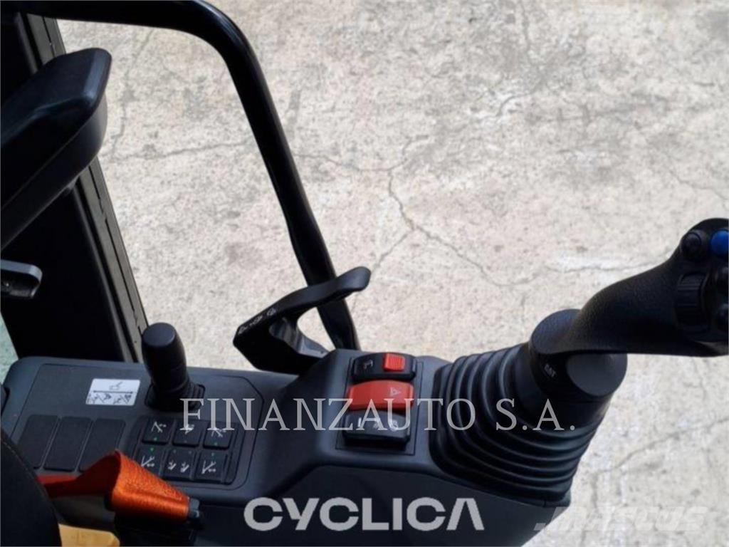 CAT M318 Escavadoras de rodas