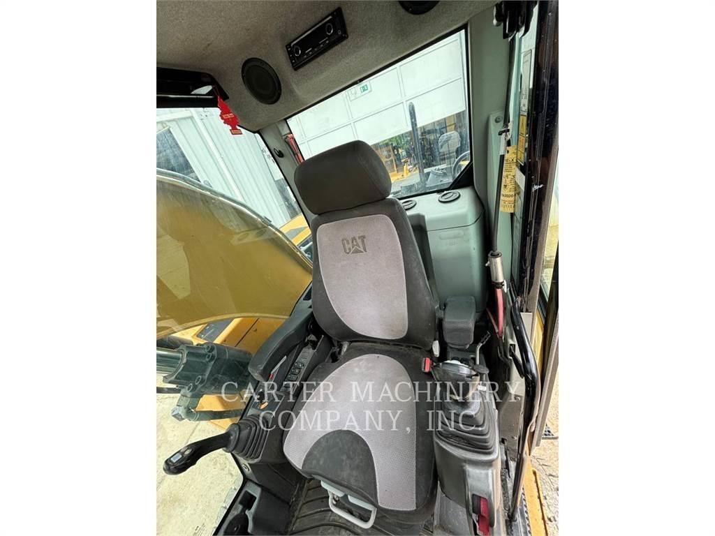 CAT M318F Escavadoras de rodas