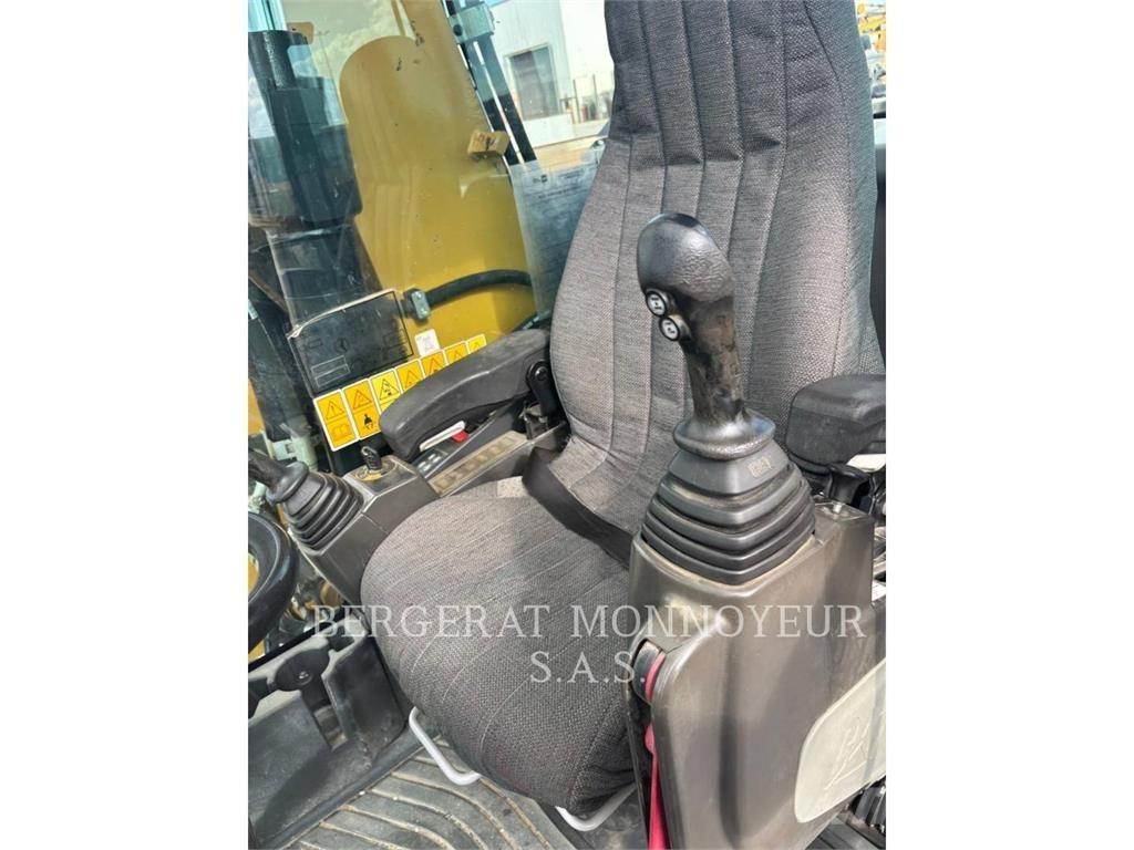CAT M318F IVC Escavadoras de rodas