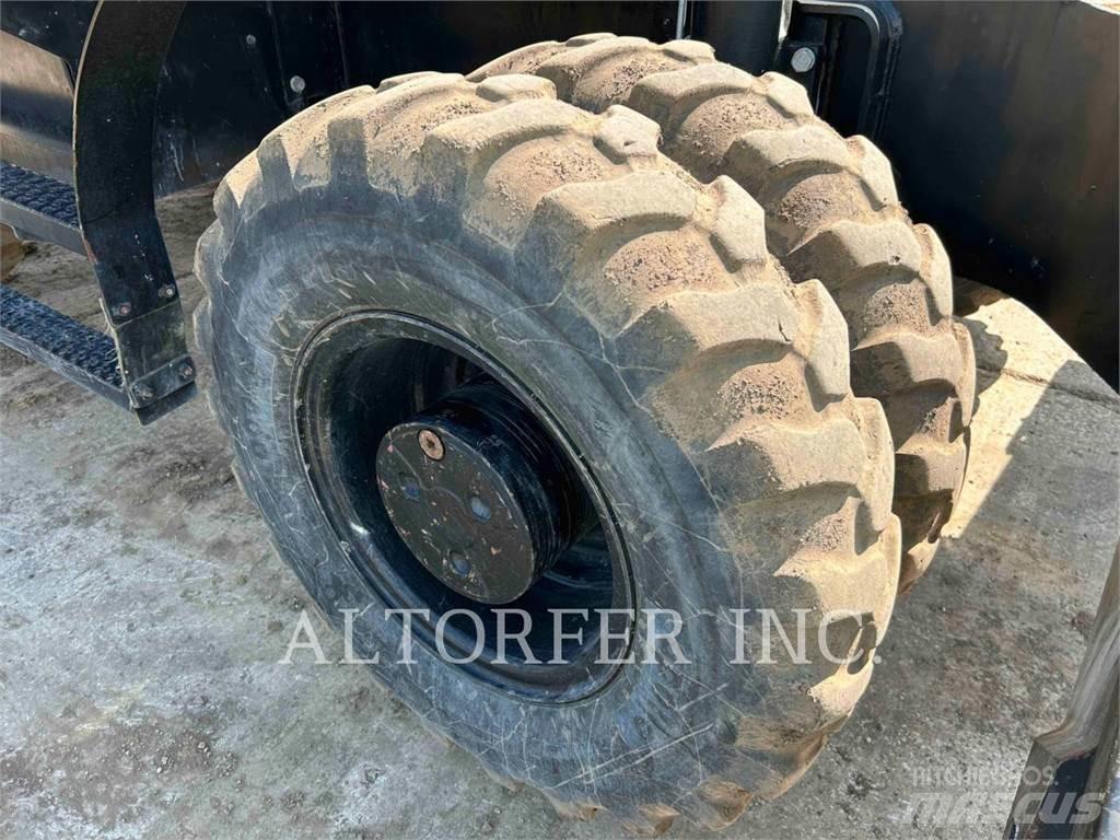 CAT M320 Escavadoras de rodas