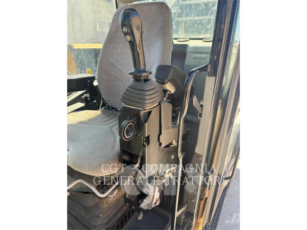 CAT MH3024 Escavadoras de rodas