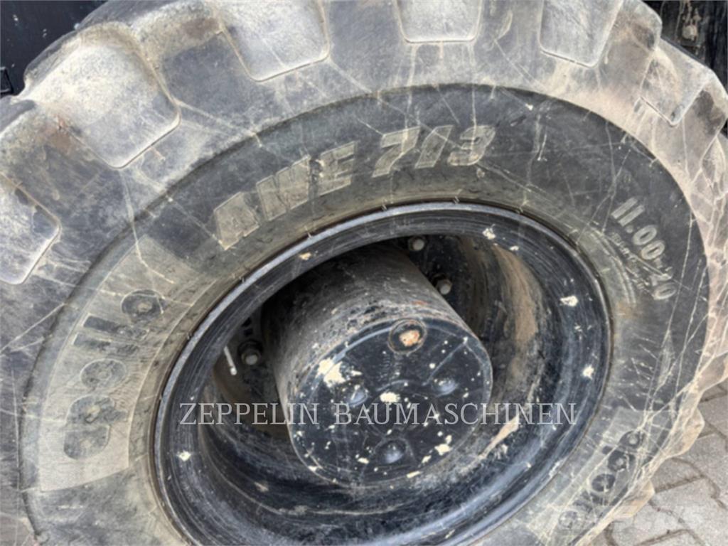 CAT MH3024-07A Escavadoras de demolição