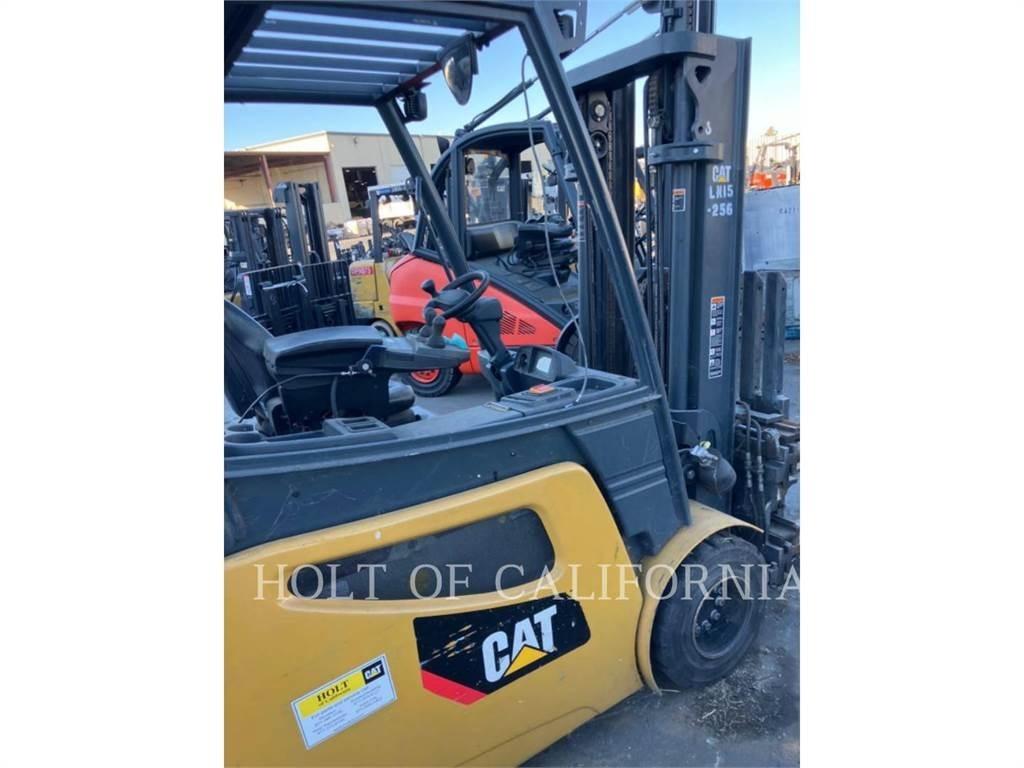 CAT MITSUBISHI 2EP6500 Empilhadores eléctricos