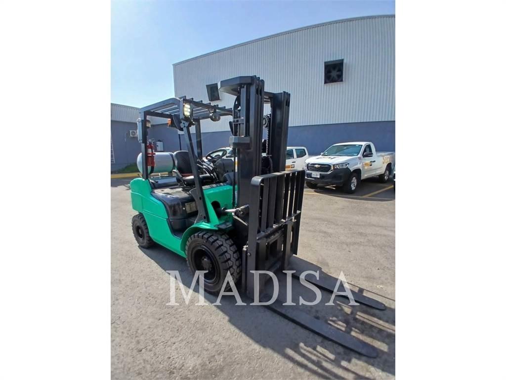 CAT MITSUBISHI FG30N-LP Empilhadores - Outros