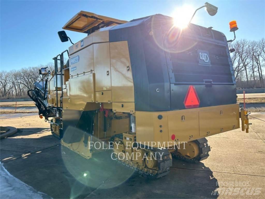 CAT PM822 Pavimentadoras de asfalto