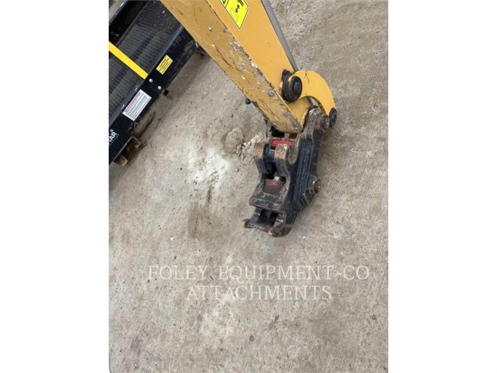 CAT QC305 Escavadoras de rastos
