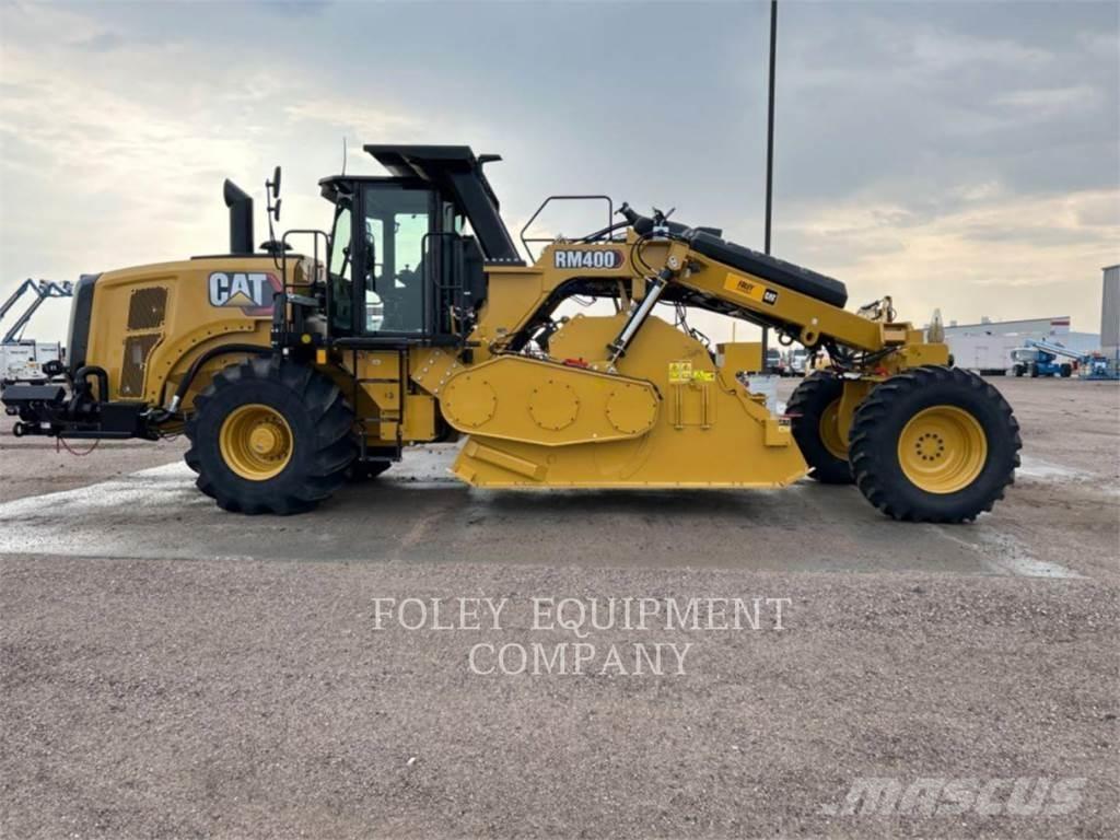 CAT RM400-01 Pavimentadoras de asfalto