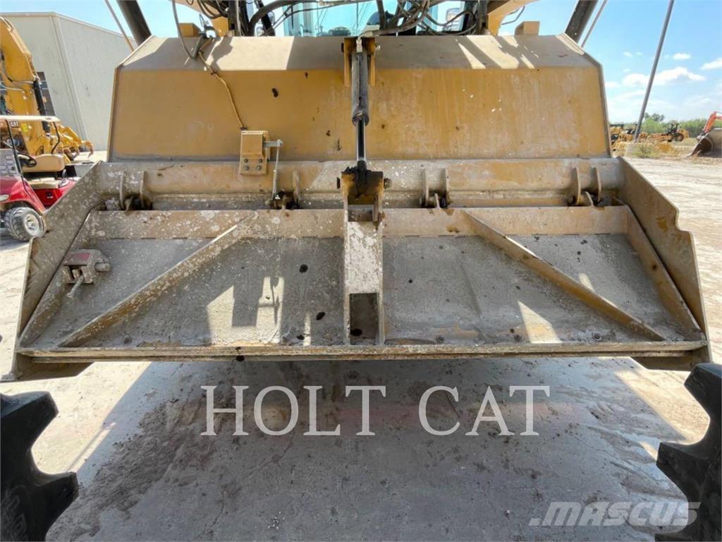 CAT RM500B CAB Recicladores de asfalto