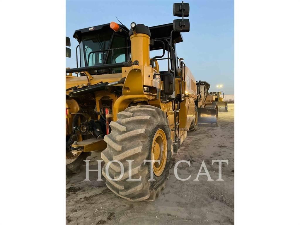 CAT RM800 Recicladores de asfalto