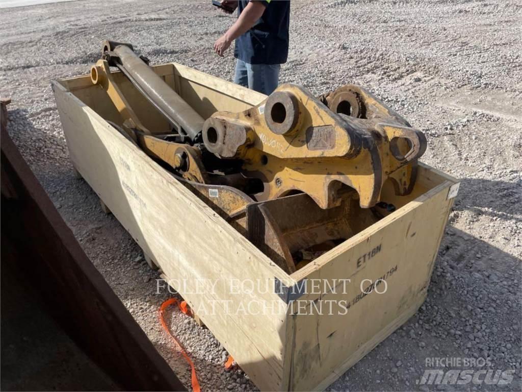 CAT TH320QH+ Escavadoras de rastos