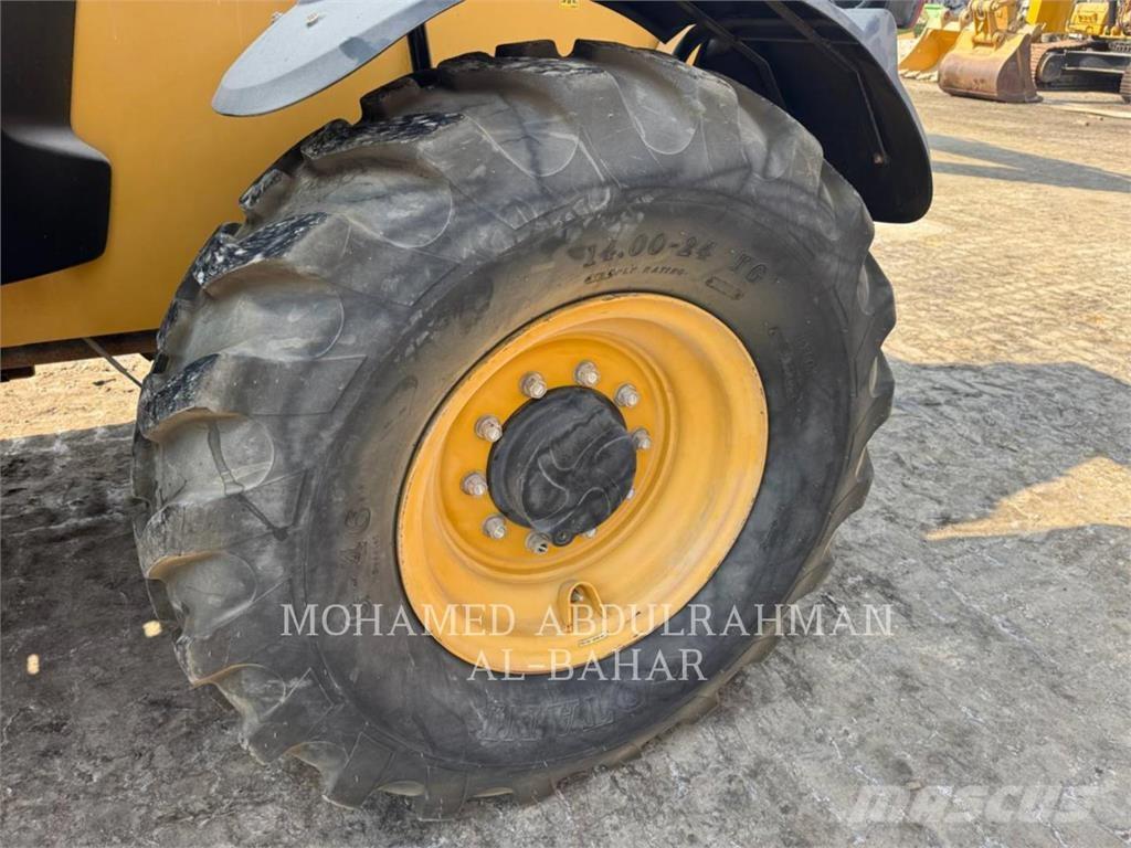 CAT TH417C Manipuladores telescópicos