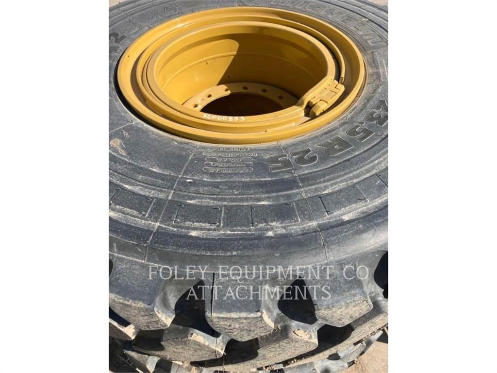 CAT TRWL93825T Pás carregadoras de rodas