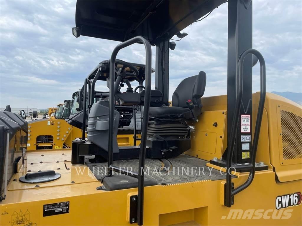 CAT W16 Cilindros Compactadores de pneus