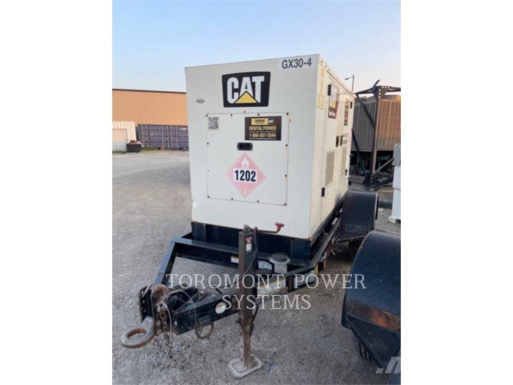 CAT XQ30- 208/480 Outros Geradores