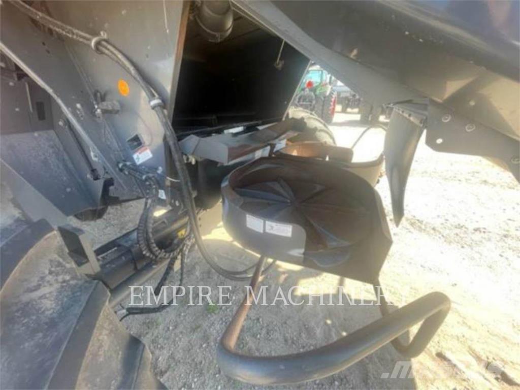 Claas LEXION 740 Outros equipamentos de forragem e ceifa