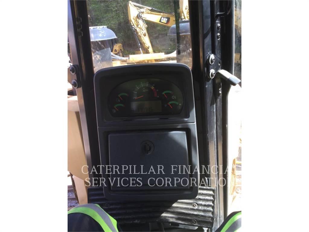  D10T Dozers - Tratores rastos