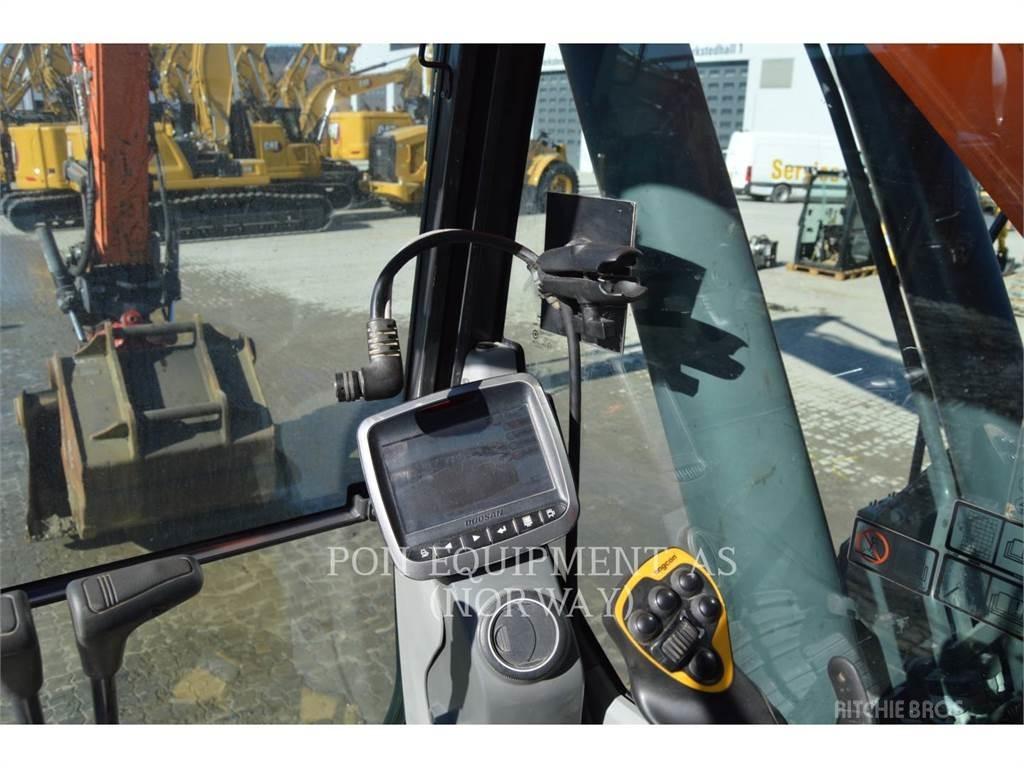 Doosan DX235 Escavadoras de rastos