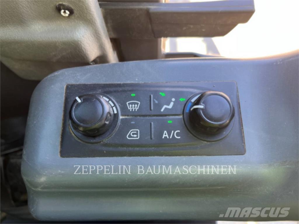 Doosan DX63-3 Escavadoras de rastos