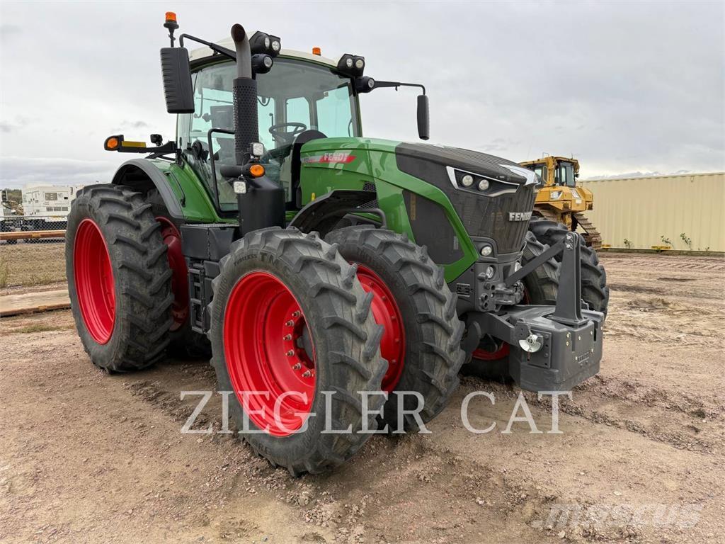 Fendt 933 VARIO Tratores Agrícolas usados