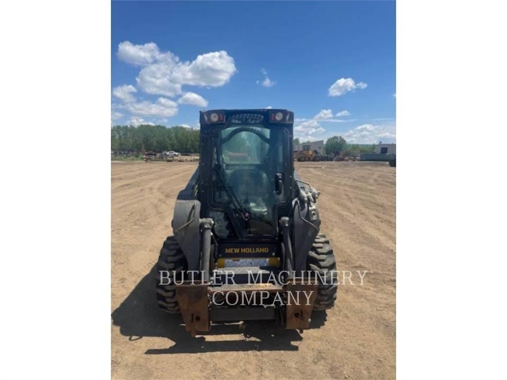 Ford / New Holland L318 Carregadoras de direcção deslizante