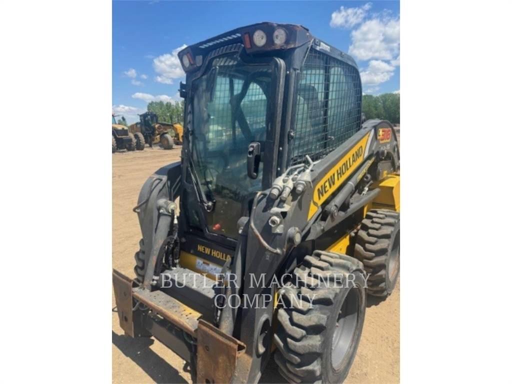 Ford / New Holland L318 Carregadoras de direcção deslizante