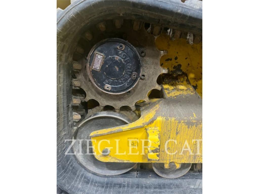 Gehl RT215 Pás Carregadoras de rastos