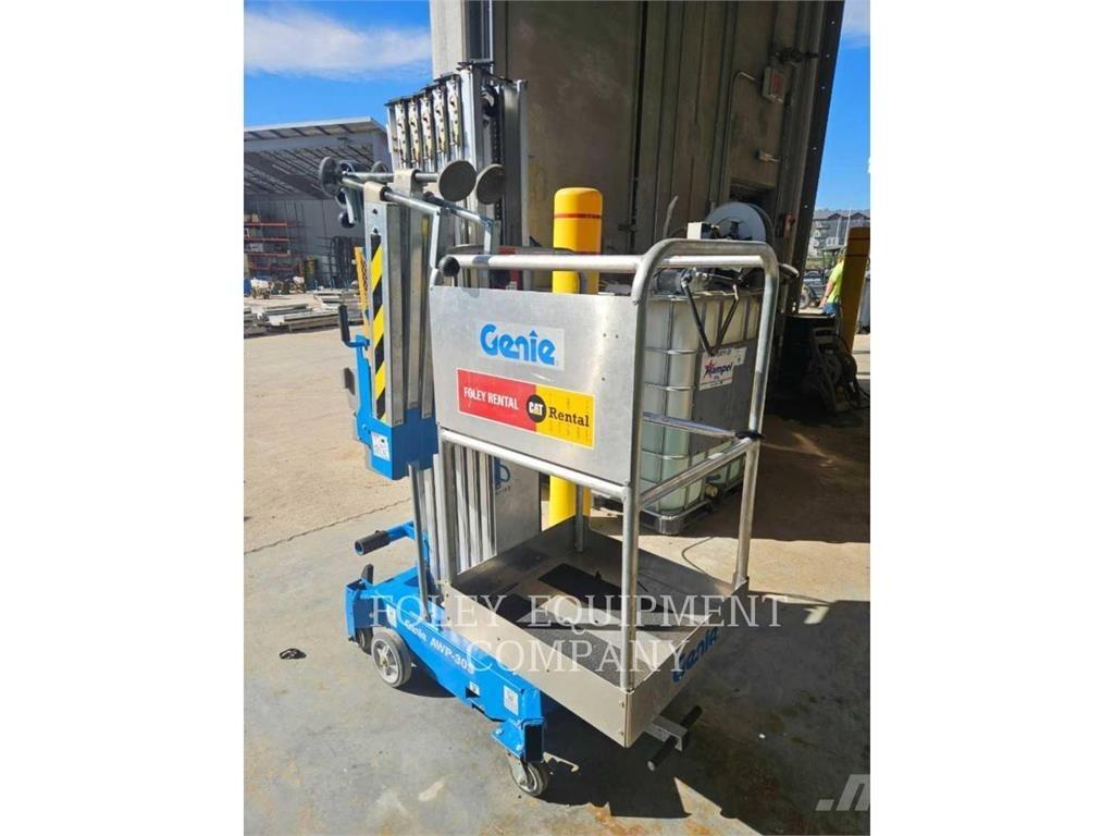 Genie AWP30SDC Elevadores de tesoura