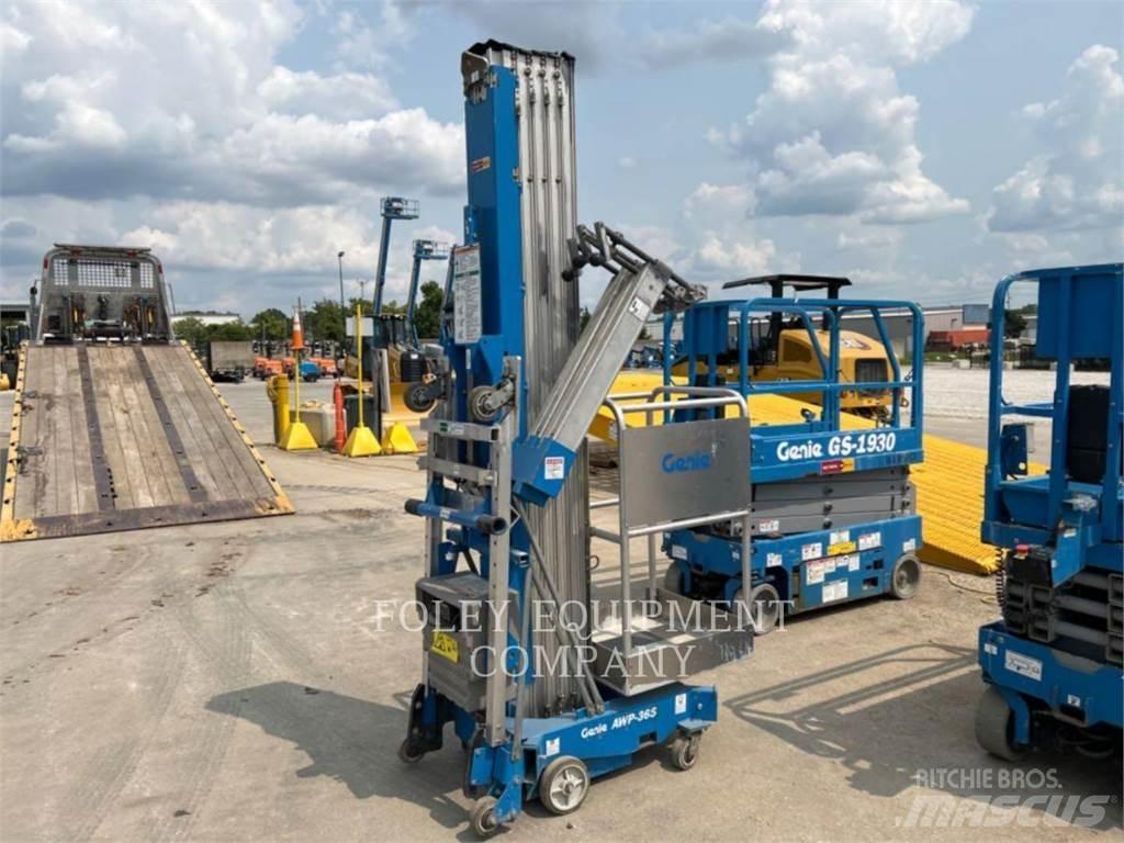 Genie AWP36SDC Elevadores de tesoura