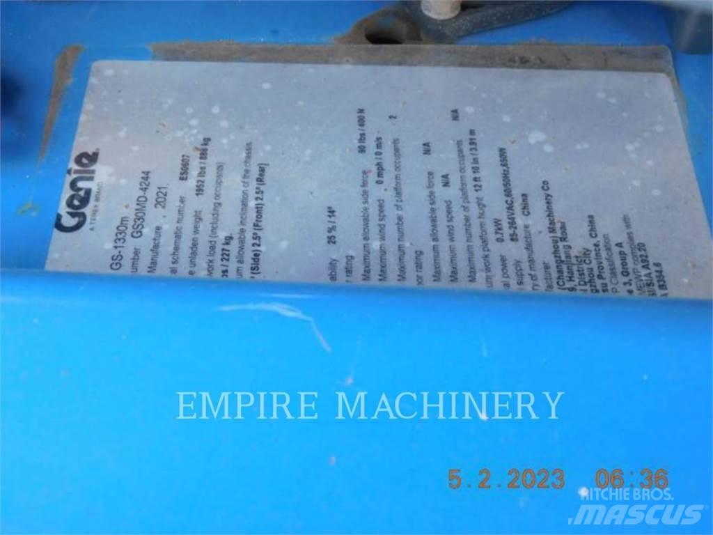 Genie GS1330 Elevadores braços articulados