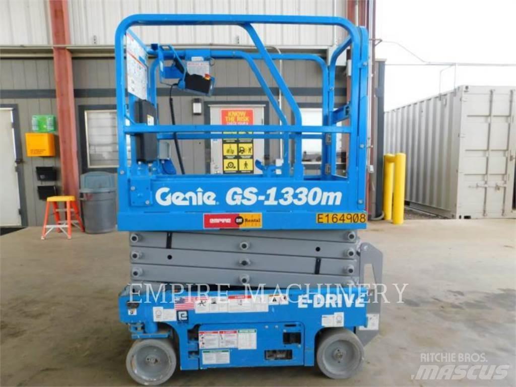 Genie GS1330 Elevadores braços articulados