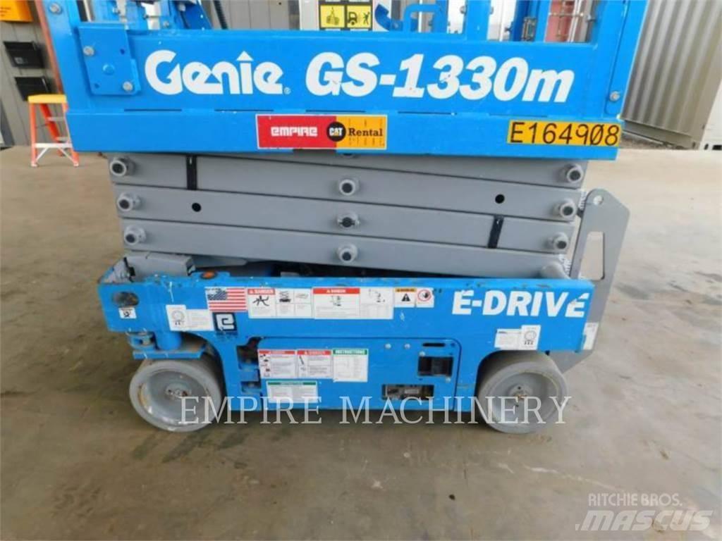 Genie GS1330 Elevadores braços articulados