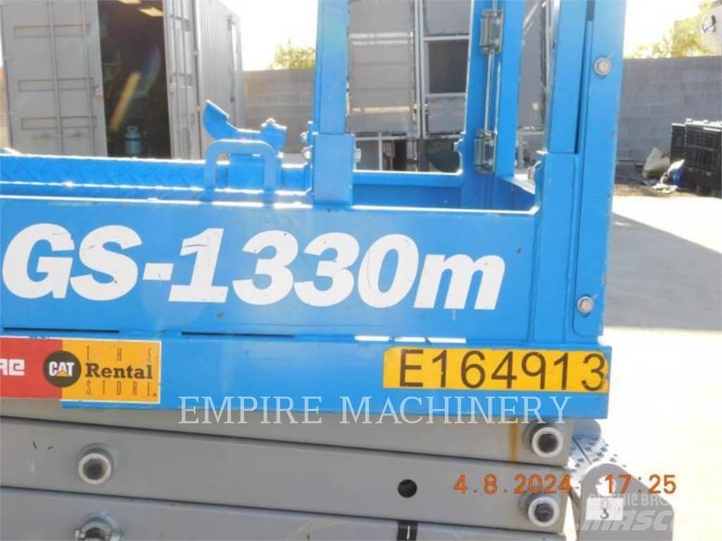 Genie GS1330 Elevadores braços articulados