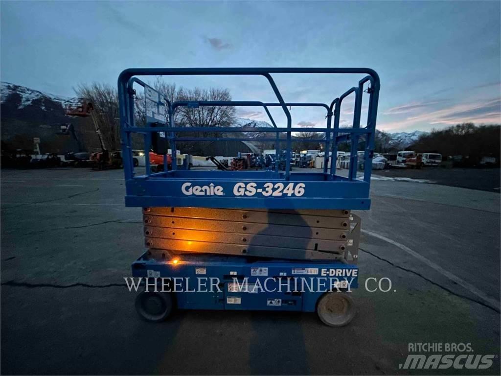 Genie GS3246 Elevadores de tesoura