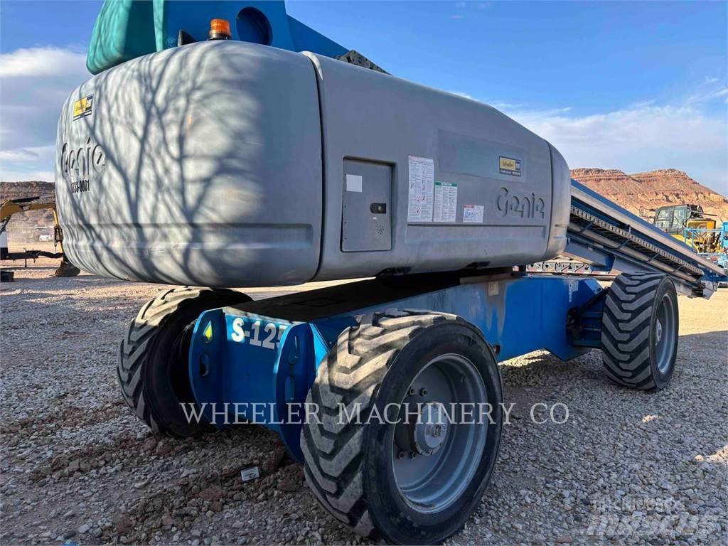 Genie S-125 Elevadores braços articulados