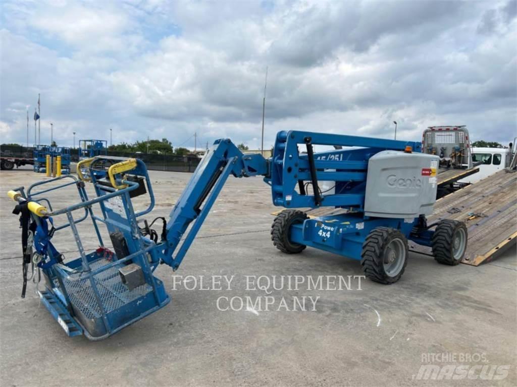 Genie Z45/25JG4 Elevadores braços articulados
