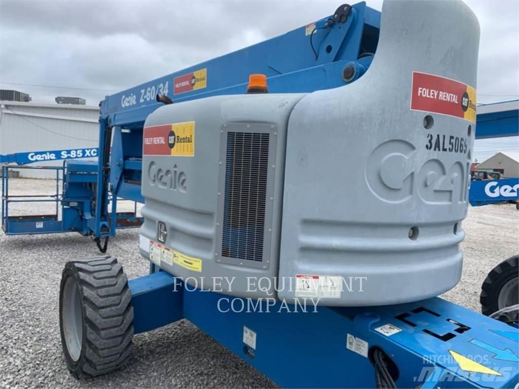 Genie Z60/34G4 Elevadores braços articulados