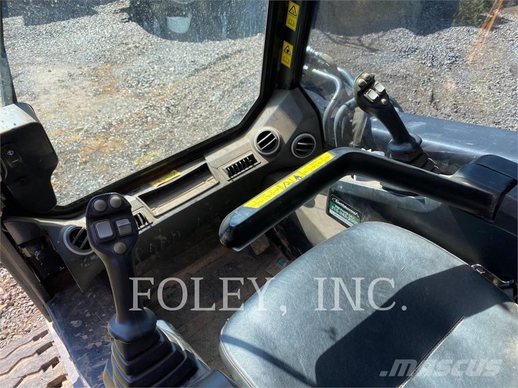 JCB 300TT4 Pás Carregadoras de rastos