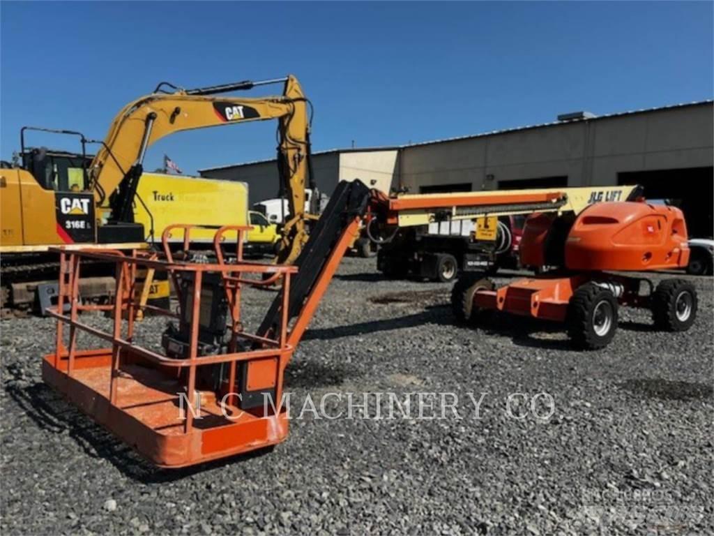 JLG 460SJ Escavadoras de rastos
