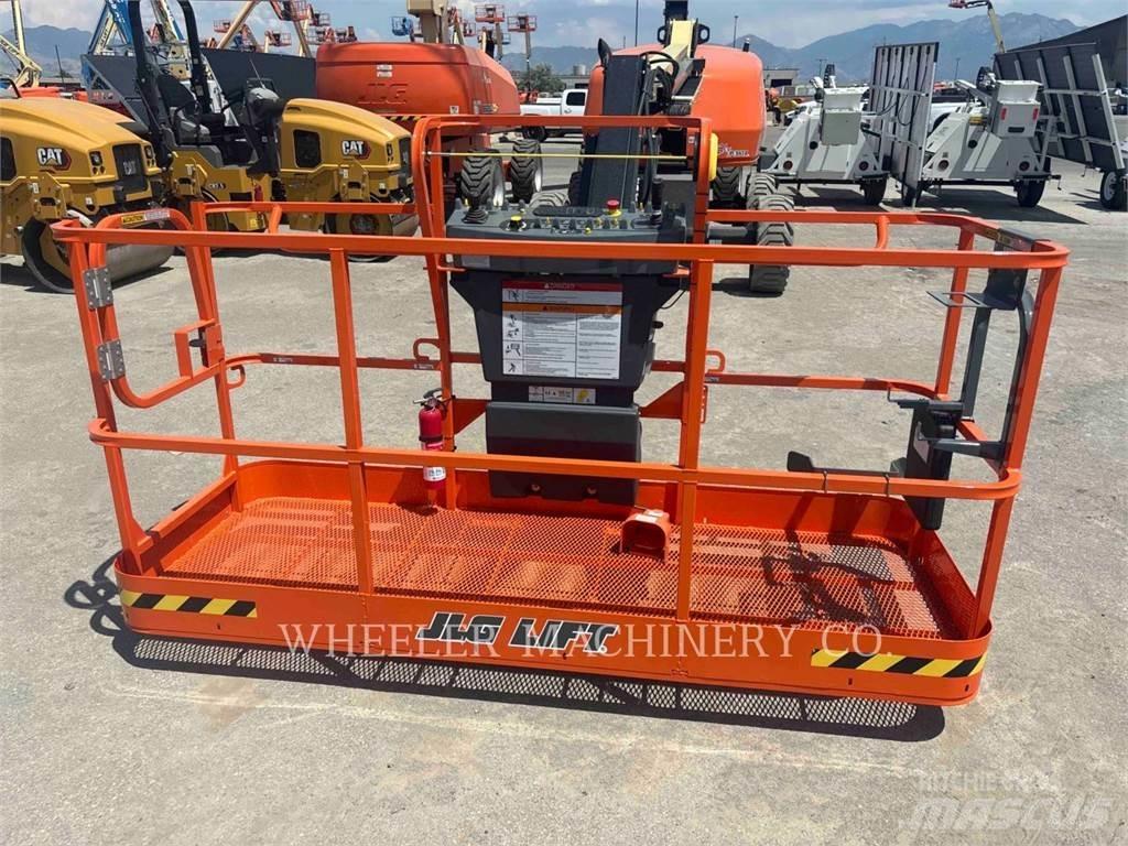 JLG 460SJ SP Elevadores braços articulados