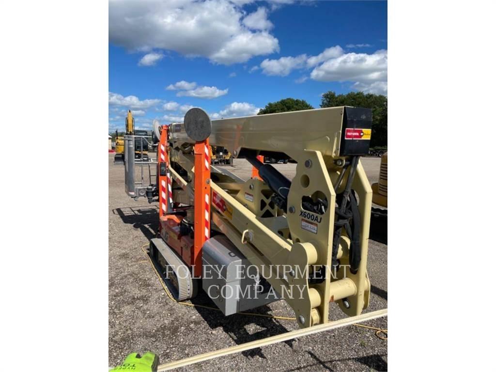 JLG X600AJ Elevadores braços articulados