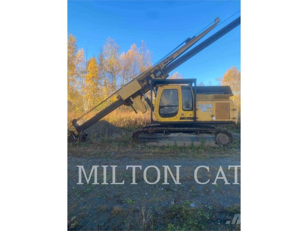 John Deere 200 LC Construção - Outros
