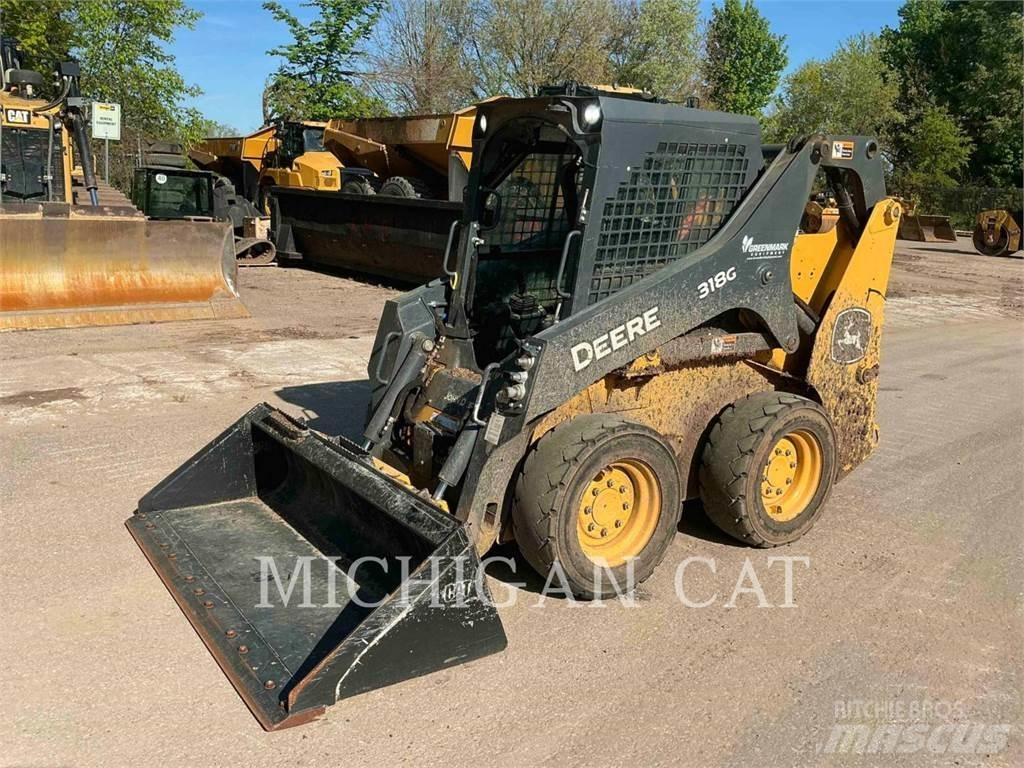 John Deere 318G Carregadoras de direcção deslizante